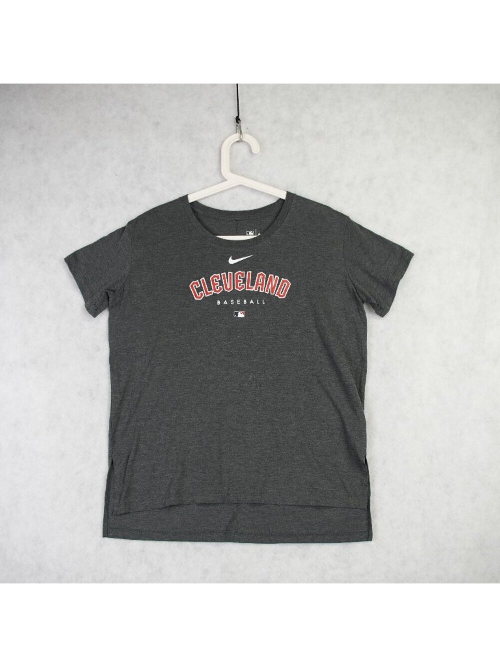 Nike x MLB Womens Cleveland Guardians Short Sleeve Tee Shirt Size Large Gray